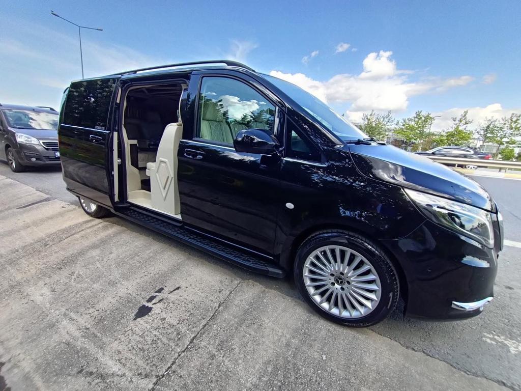 Mercedes Vito 1